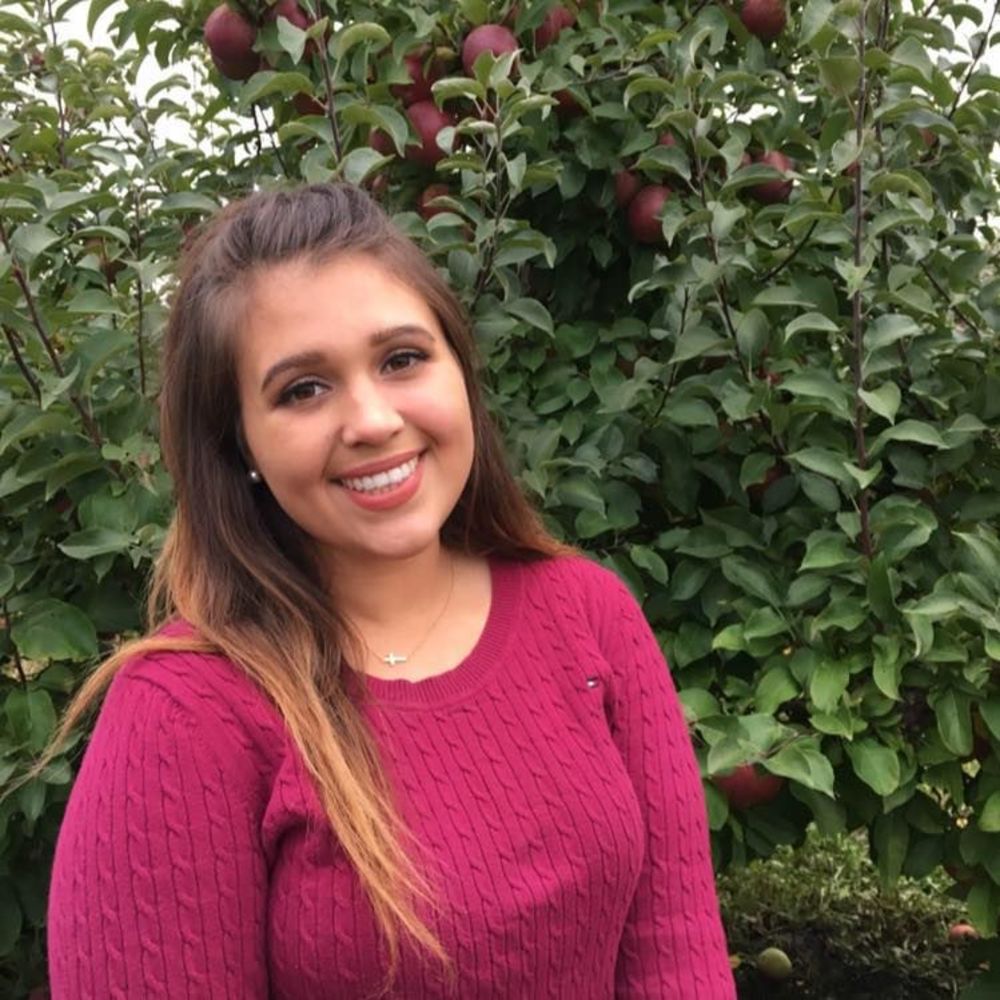 Meet your Posher, Alyia